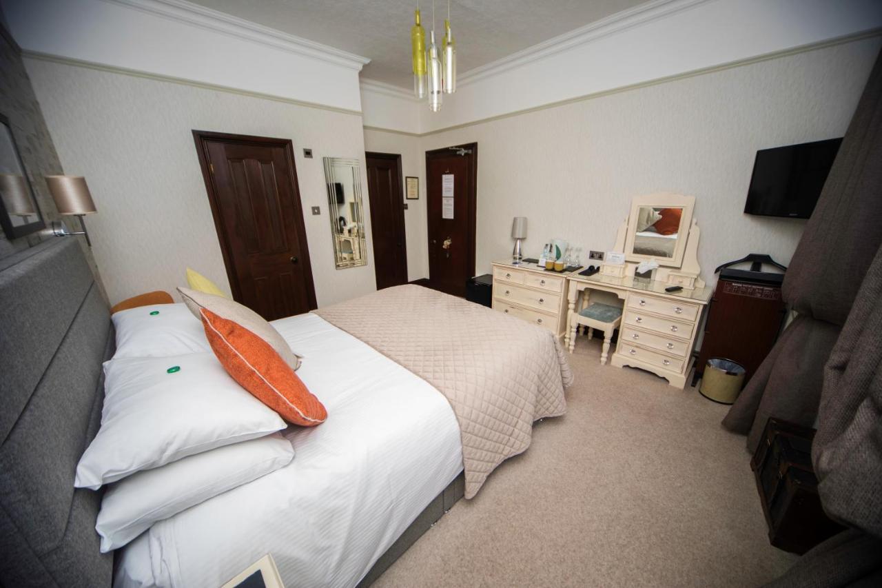 Glenville House - Adults Only - Incl Free Off-Site Health Club With Swimming Pool, Hot Tub, Sauna & Steam Room باونيس أون وينديرمير المظهر الخارجي الصورة