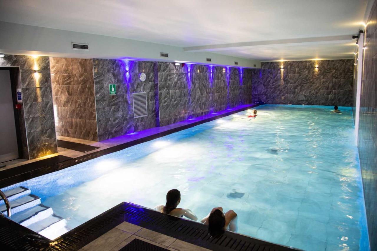 Glenville House - Adults Only - Incl Free Off-Site Health Club With Swimming Pool, Hot Tub, Sauna & Steam Room باونيس أون وينديرمير المظهر الخارجي الصورة