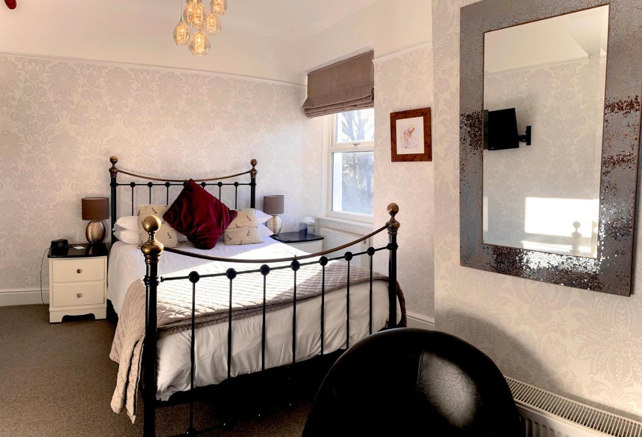 Glenville House - Adults Only - Incl Free Off-Site Health Club With Swimming Pool, Hot Tub, Sauna & Steam Room باونيس أون وينديرمير المظهر الخارجي الصورة
